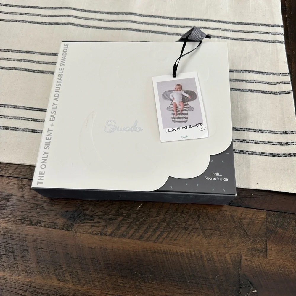 Swado ...The Goodcatch Easy Wrap Swaddle size small new in box